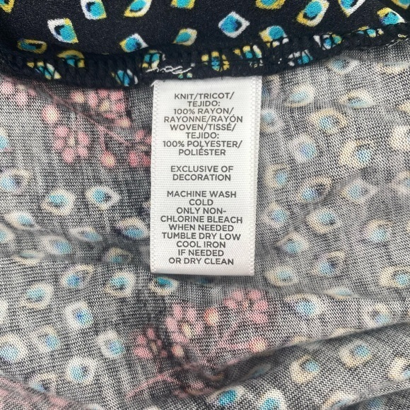 🌺‎ 3/$25 🌺 LOFT Women’s Blouse - Picture 6 of 7